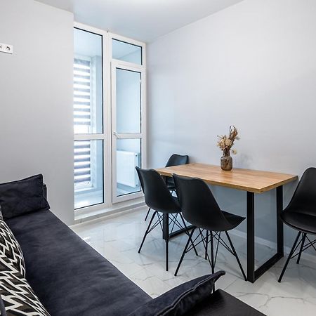 Avalon Time Apartment ลวีฟ ภายนอก รูปภาพ